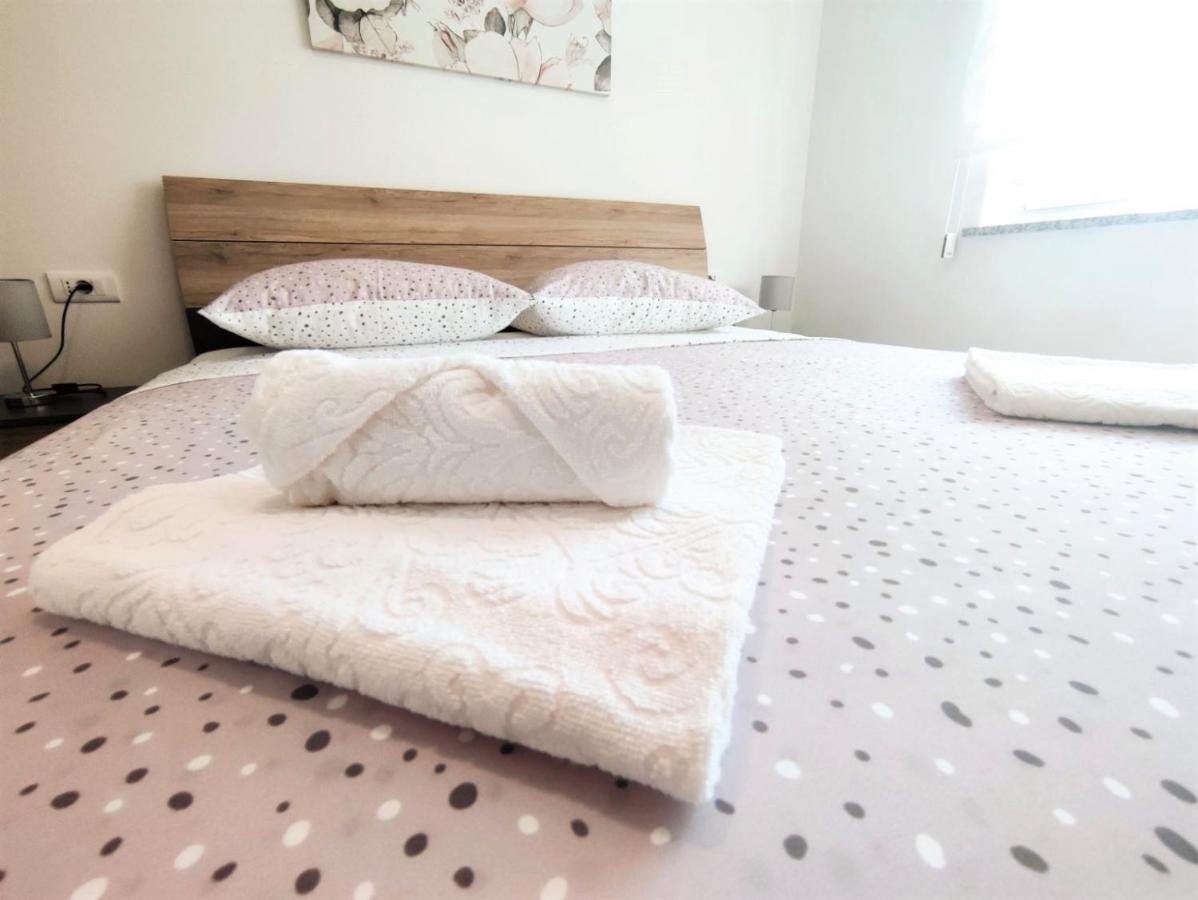Apartman Dori Пула Екстер'єр фото